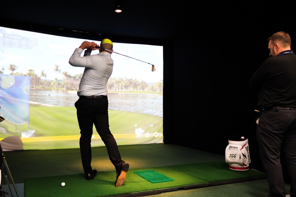 Indoor golf simulators